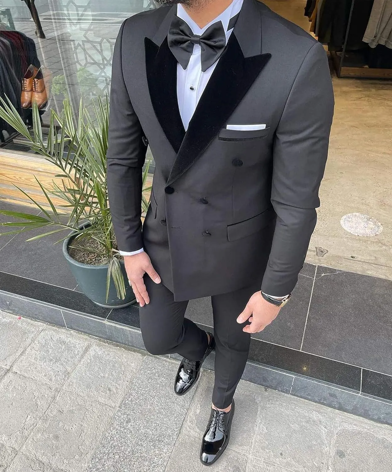 Casual Men's Suit 2 Pieces Slim Fit Double Breasted Blazer Velvet Peak Lapel Tuxedos Suit Jacket Pants for Men