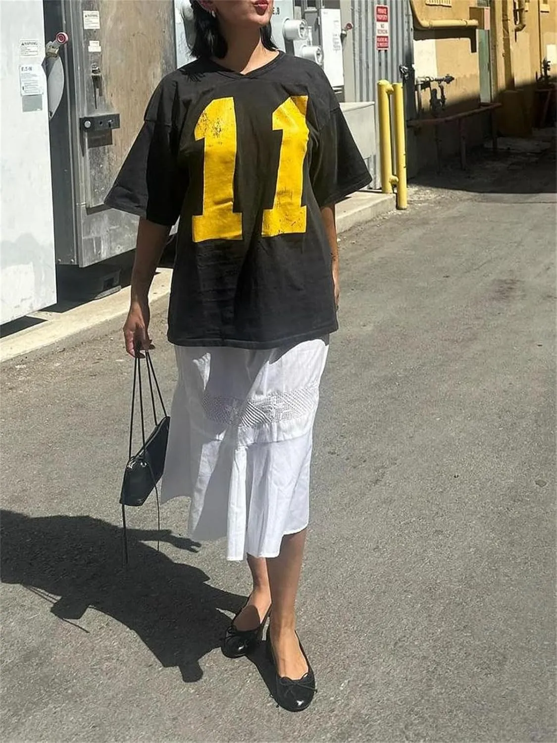 Jersey Shirts for Women Y2k Oversized Number Graphic V Neck Short Sleeve Jersey T-Shirt Blokecore Aesthetic Streetwear