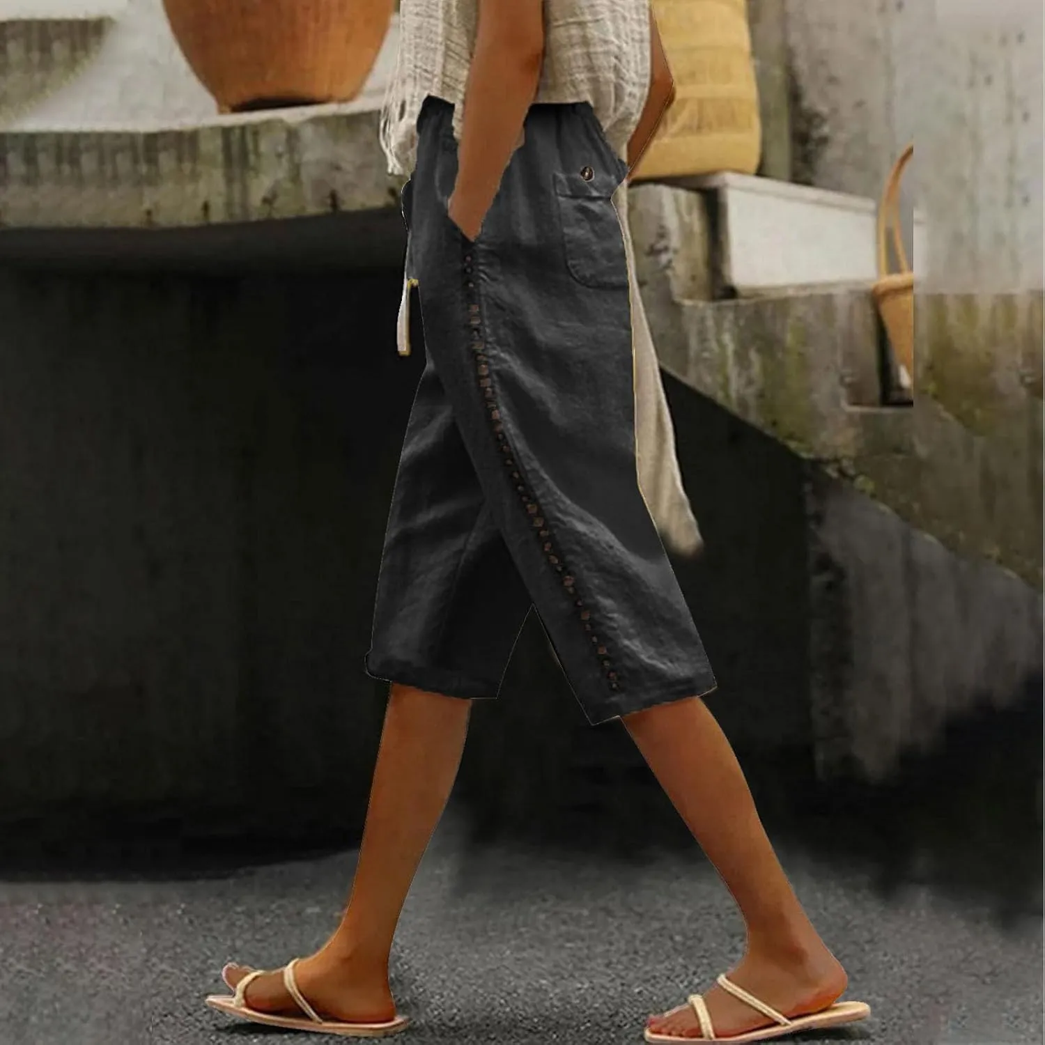 Linen Shorts for Women 2025 Summer Cotton Linen Bermuda Shorts Side Hollow Out Knee Length Beach Shorts with Pocket
