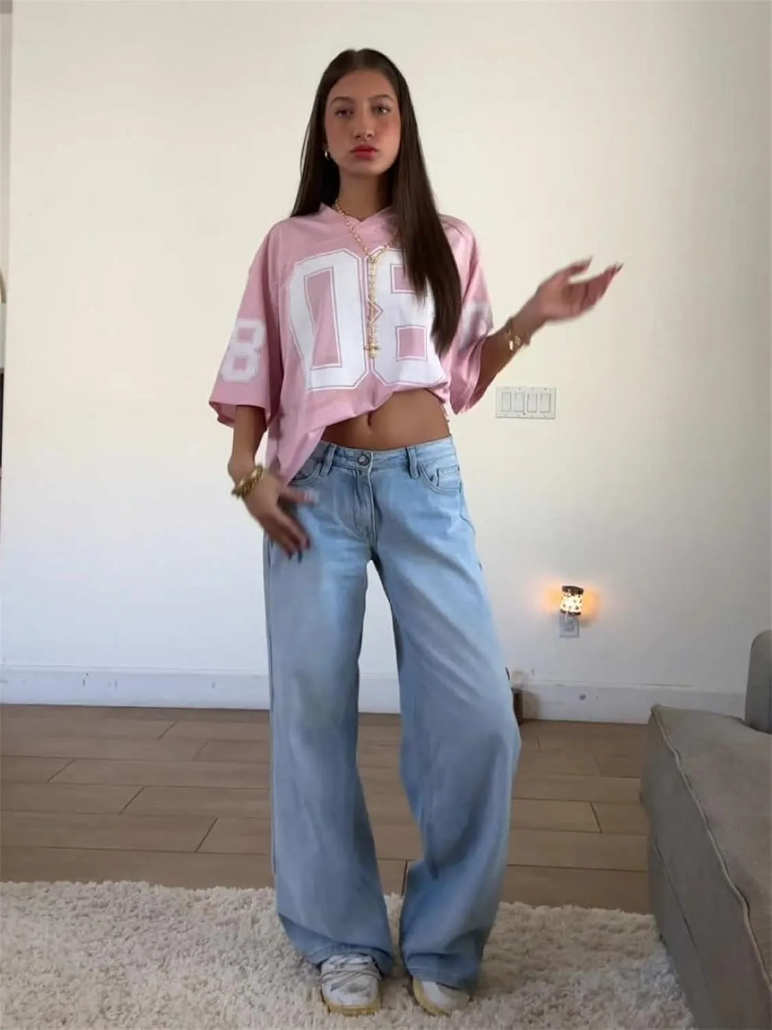 Oversized Jersey Shirts for Women Y2k Number Graphic Print V Neck Short Sleeve Aesthetic Summer T-Shirt Streetwear
